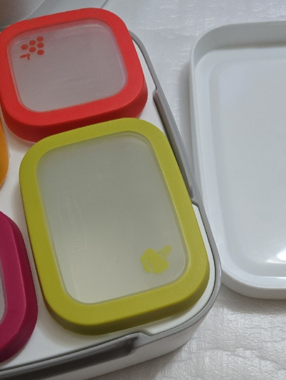 White Multi-Compartment Lunch Box with Colorful Lids - Not Used - Picture 3 of 5
